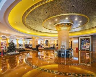Suning Universal Hotel All-Suites - Nankín - Lobby