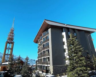 Résidence Odalys Chanteneige Croisette - Les Belleville - Budova