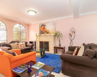 Ayenda 1032 Titas House - בוגוטה - סלון