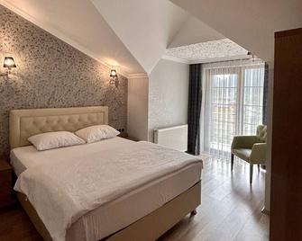Akpinar Hotel - Uzungöl - Soveværelse