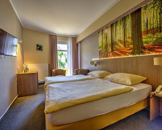 Hotel du Commerce - Clervaux - Bedroom