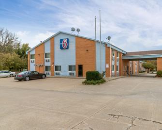 Motel 6 Davenport IA - Davenport - Toà nhà