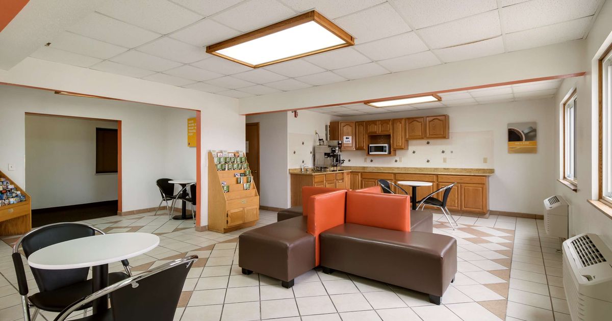 Motel 6 Davenport IA £32. Davenport Hotel Deals & Reviews KAYAK