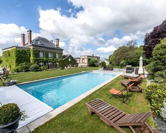 Le Clos Corbier - Aÿ-Champagne - Pool