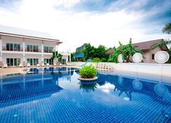 Nadivana Serviced Apartments - Krabi - Piscina