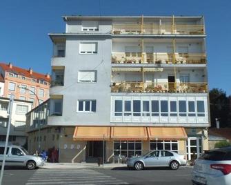 Hostal Portofino - Portosin - Edifício