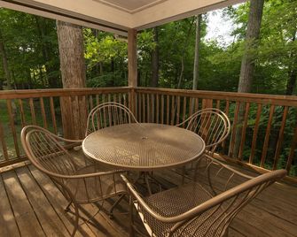 Carter Caves State Resort - Olive Hill - Balcony