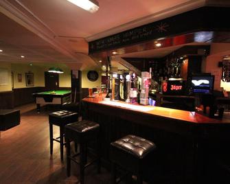 OYO Thistle Hotel - Kinross - Bar