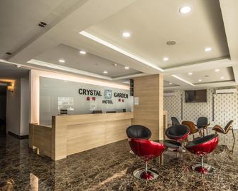 Smile Hotel The Mines Seri Kembangan - Seri Kembangan - Receptie