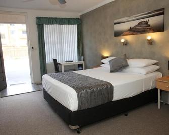 Bella Villa Motor Inn - Forster - Bedroom