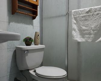 Entire Comfy apartment for you, 5 min SJO Airport - Alajuela - Bathroom
