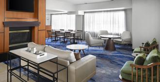 Fairfield Inn & Suites by Marriott Denver Airport - Denver - Sala de estar