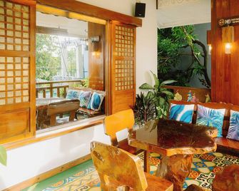 Antonio's Bed and Breakfast Hotel - Sorsogón - Comedor