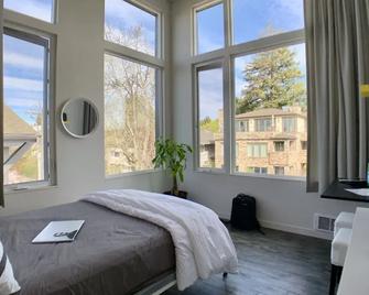 Lofty Studio Prime Cap Hill Area Mins to Downtown - Seattle - Habitación