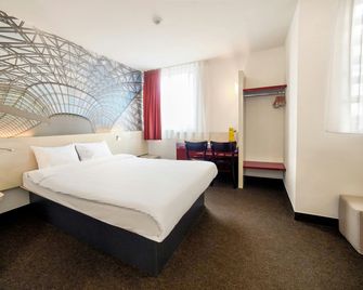 B&B HOTEL Katowice Centrum - Katowice - Habitación