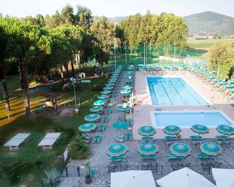 Residence with pool in Luni Mare - Ameglia - Piscina