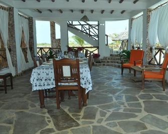 Coral Sea Villas - Malindi - Restaurant