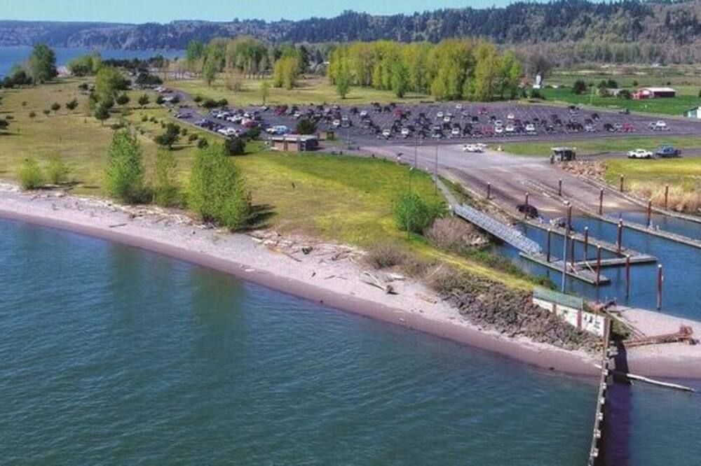 Lovely Condo close to town with Forest View - Longview - Strand