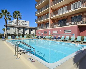 Emerald Isle 104 - North Redington Beach - Pool