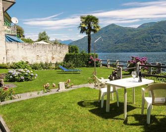 Apartment al Lago by Interhome - Cannobio - Innenhof