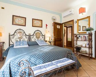 B&B New Day - Assisi - Yatak Odası