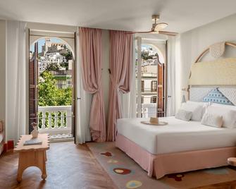 فندق جران مونتيسول إيبيزا كوريو كوليكشين من هيلتون - ايبيزا - غرفة نوم