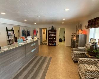 Stone Hollow - Vernal - Front desk