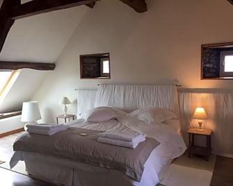 L'ancien Presbytere D'ardevon - Pontorson - Schlafzimmer