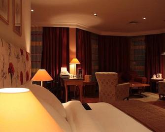 Le Royal Hotel - Kuwait City - Bedroom