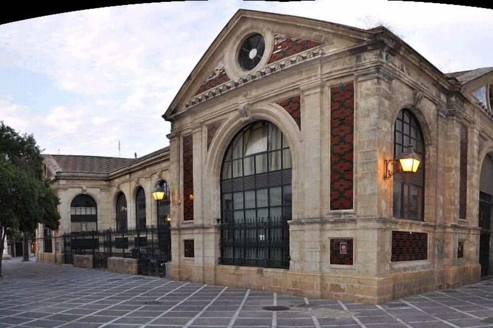 Hotel Trafalgar - חרז דה לה פרונטרה - בניין