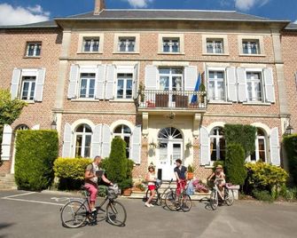 Hotel Le Clos du Montvinage - Étréaupont - Edificio