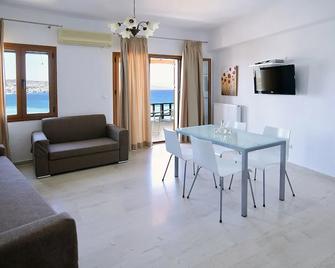 Simon Studios And Apartments - Sitia - Dining room