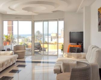 Duplex apartment in Mahdia - 250 m² - Sea view - Mehdiye - Oturma odası