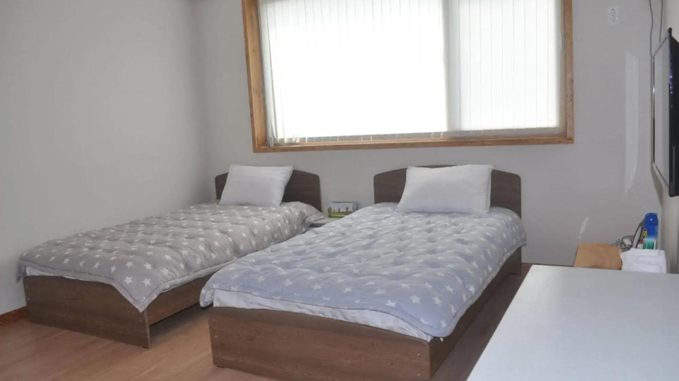 جامبي نامو بنسيون