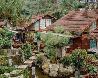 Vila Air Natural Resort - Bandung - Building