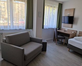 Hotel Ladage - Frankfurt am Main - Huiskamer