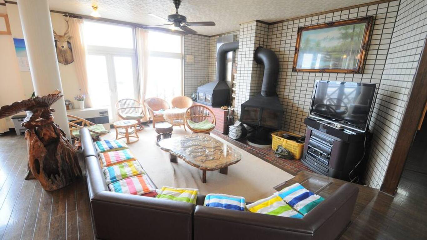 بنسيون أروميريا