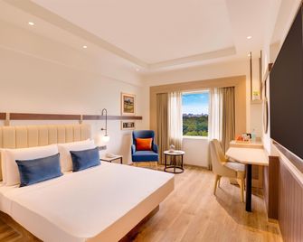 Lemon Tree Premier, Ulsoor Lake, Bangalore - Bengaluru - Bedroom