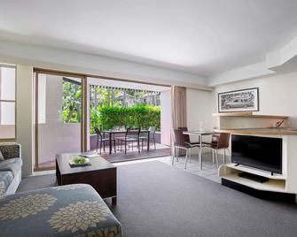 Mantra French Quarter Noosa - Noosa Heads - Bedroom