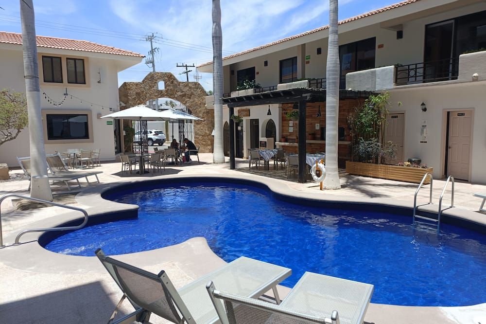 Hotel Santa Fe Los Cabos by Villa Group - קאבו סן לוקאס - בריכה