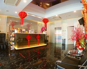 De Elements Business Hotel Kl - Kuala Lumpur - Front desk