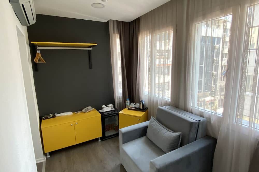 Living room view of Piano Hotel