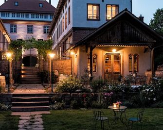 Living in an old cigar factory - freshly renovated and modernized - Lahr - Building