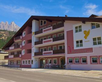 Hotel Garni Vittoria - Tonadico - Building