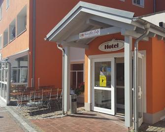 Hotel-Cafe Rathaus - Bad Abbach - Building