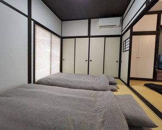 Convenient sightseeing access A downtown house wi / Toyama Toyama - Toyama - Bedroom