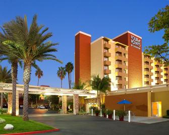Four Points by Sheraton Los Angeles Westside - Culver City - Building
