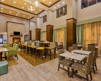 Hampton Inn & Suites Bend - Bend - Restaurant