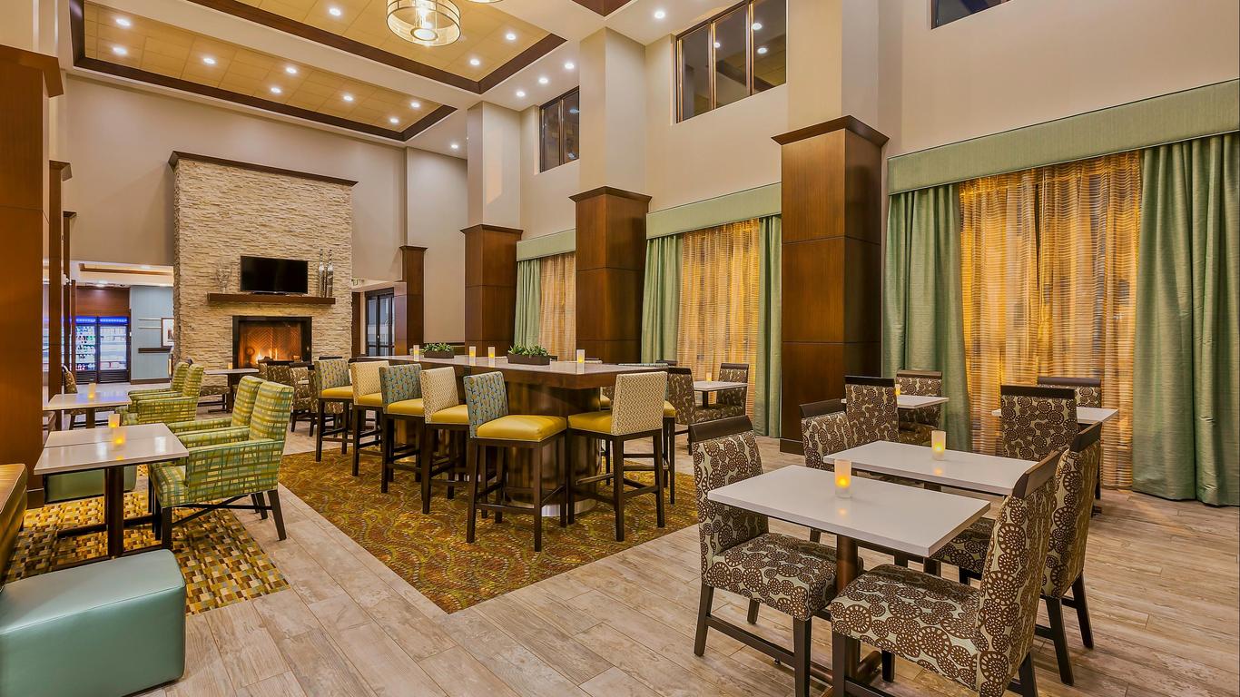 Hampton Inn & Suites Bend