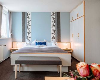 Hotel Schiffer - Bensersiel - Slaapkamer